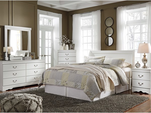 Queen Bedroom Group